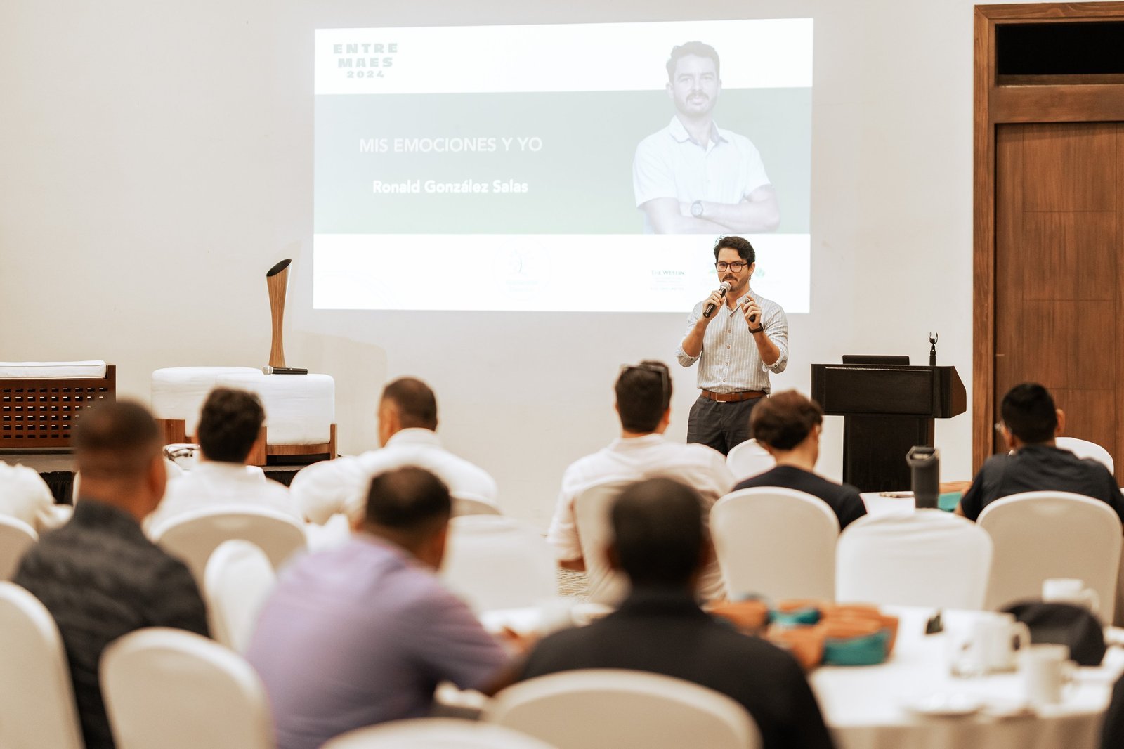 Workshops and talks for organizations